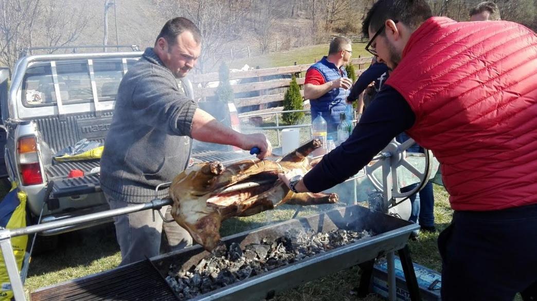 Olimpia Villa Tibod ภายนอก รูปภาพ