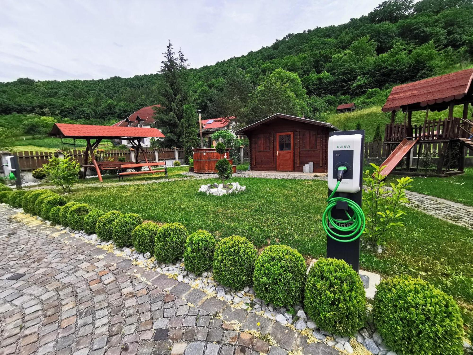 Olimpia Villa Tibod ภายนอก รูปภาพ